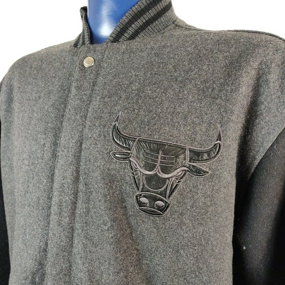 JH Design Other - Chicago Bulls Reversible Charcoal/Black (XL)